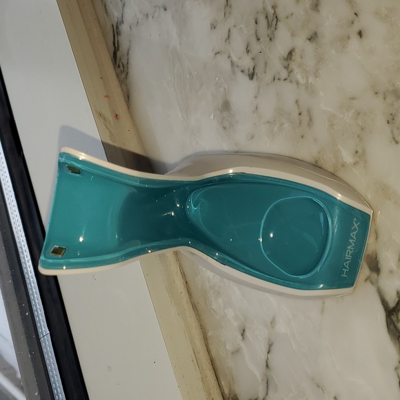 HairMax Blue and White LaserComb - Picture 5 of 7